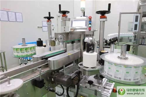 綠葉徐建成支援物資連夜再送達(dá)濱海,助力家鄉(xiāng)濱海抗擊疫情